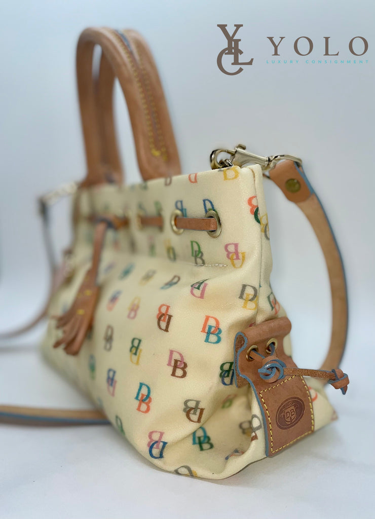 Vintage signature Dooney & Bourke shoulder bag